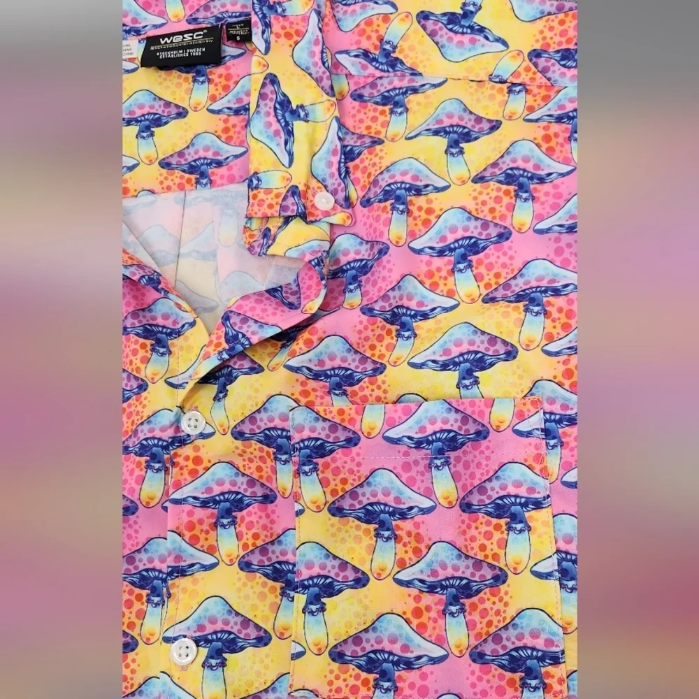Wesc Mushroom Button Down Pocket Vibrant Colored Shirt. LG - Picture 2 of 6